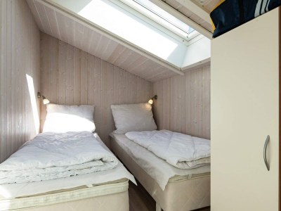 Holiday house 12 Personen Ferienhaus in GROEMITZ - Outdoor photo 17