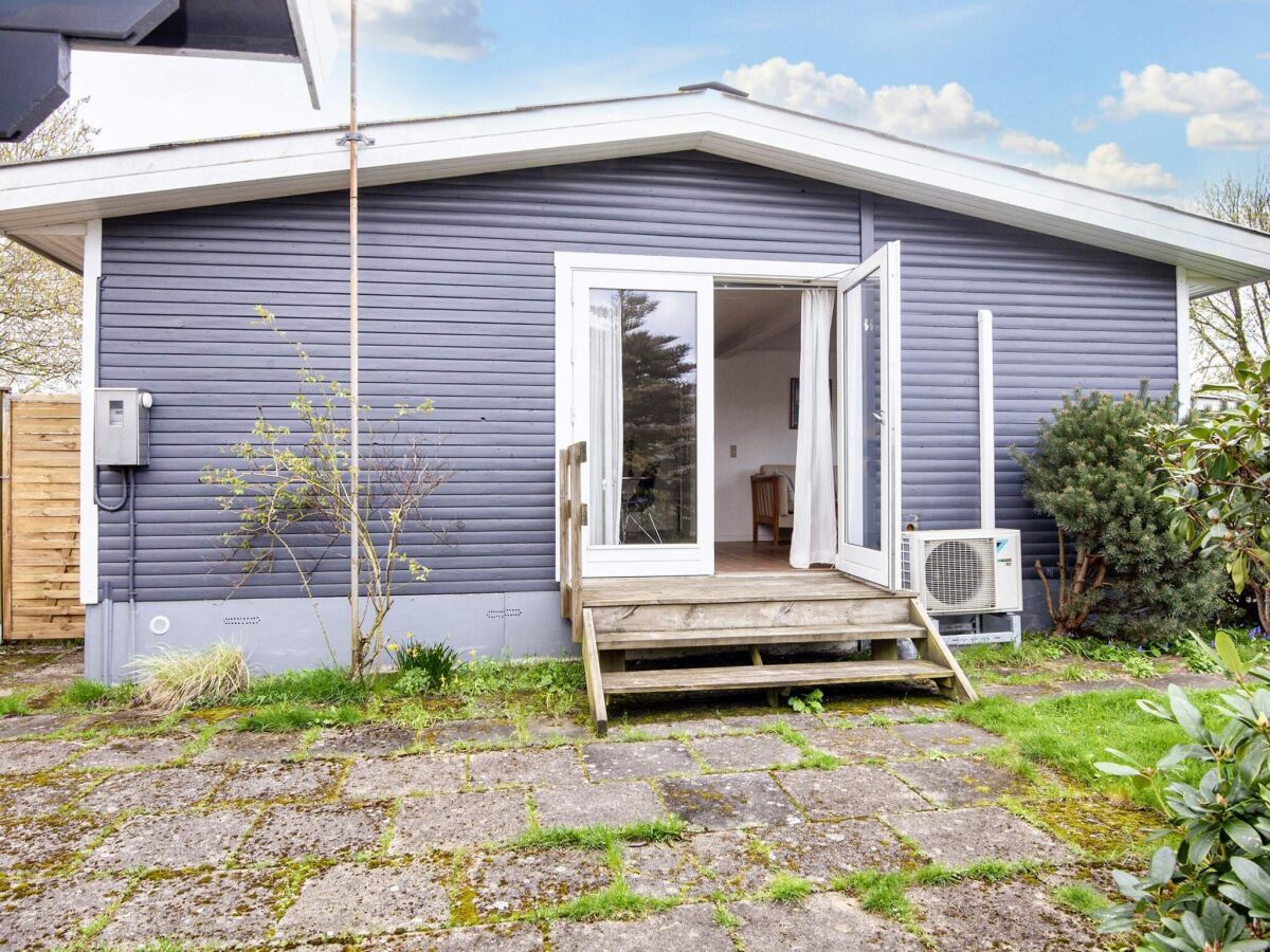 Holiday house 6 person holiday home in Børkop-By Traum - Outdoor photo 3