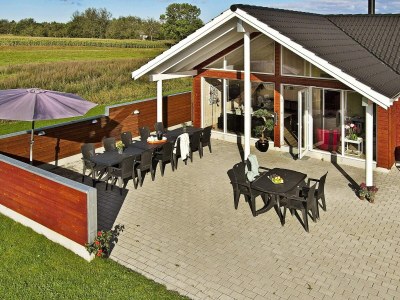 Holiday house Luxurioses Pool-Refugium in Nordborg -- By Traum Ferienwohnungen - Holiday house