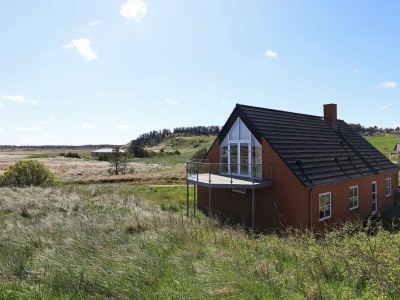Holiday house Abgeschiedenes Refugium am Meer -- By Traum Ferienwohnungen - Outdoor photo 3