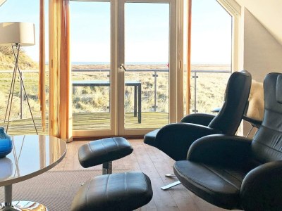 Holiday house Abgeschiedenes Refugium am Meer -- By Traum Ferienwohnungen - Outdoor photo 10