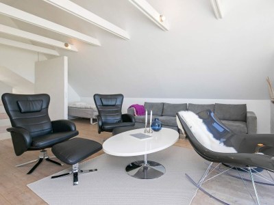 Holiday house Abgeschiedenes Refugium am Meer -- By Traum Ferienwohnungen - Outdoor photo 22