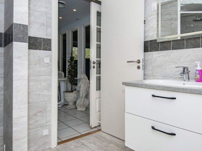 Holiday house Luxus-Ruckzug mit Pool -- By Traum Ferienwohnungen - Outdoor photo 21