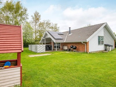 Holiday house Luxus-Ruckzug mit Pool -- By Traum Ferienwohnungen - Outdoor photo 24