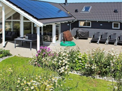 Holiday house Luxus-Ruckzug mit Spa -- By Traum Ferienwohnungen - Outdoor photo 7