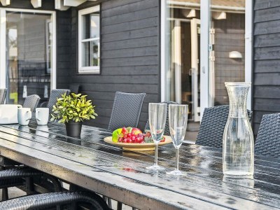 Holiday house Luxus-Poolvilla Marielyst -- By Traum Ferienwohnungen - Outdoor photo 36