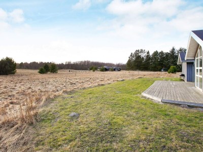 Holiday house Luxus-Ruckzug in Bratten -- By Traum Ferienwohnungen - Outdoor photo 13