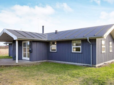 Holiday house Luxus-Ruckzug in Bratten -- By Traum Ferienwohnungen - Outdoor photo 14