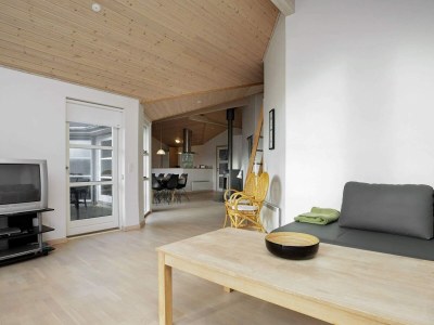 Holiday house Luxus-Ruckzug in Bratten -- By Traum Ferienwohnungen - Outdoor photo 23