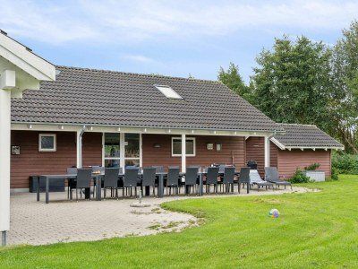 Holiday house Luxury Pool Villa Marielyst - By Traum Ferienwohnungen - Outdoor photo 6