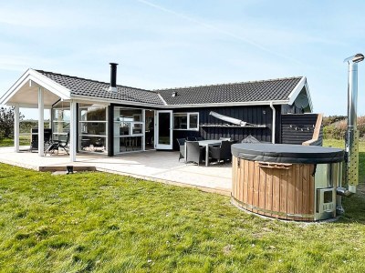Holiday house 6 person holiday home in Hjørring-By Traum in Nørlev Strand - Holiday house