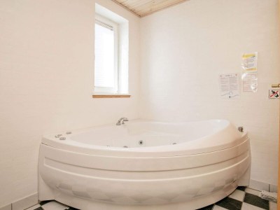 Holiday house 8 person holiday home in Thyholm-By Traum - Outdoor photo 12