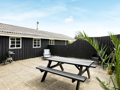 Holiday house 6 person holiday home in Blokhus-By Traum - Outdoor photo 22