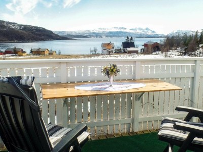 Holiday house 4 person holiday home in Skatvik-By Traum - Outdoor photo 11