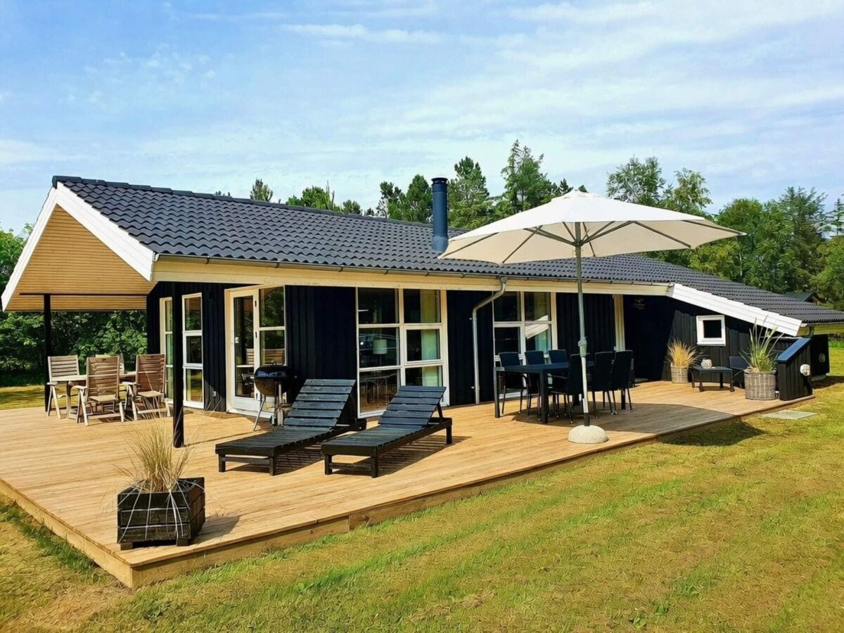 Holiday house Renovated Cottage in Bratten - By Traum