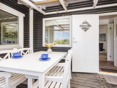 Holiday house 6 person holiday home in Kolind-By Traum - Outdoor photo 9