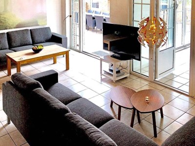 Holiday house Luxus-Ruckzug in Strandnahe -- By Traum Ferienwohnungen - Outdoor photo 7