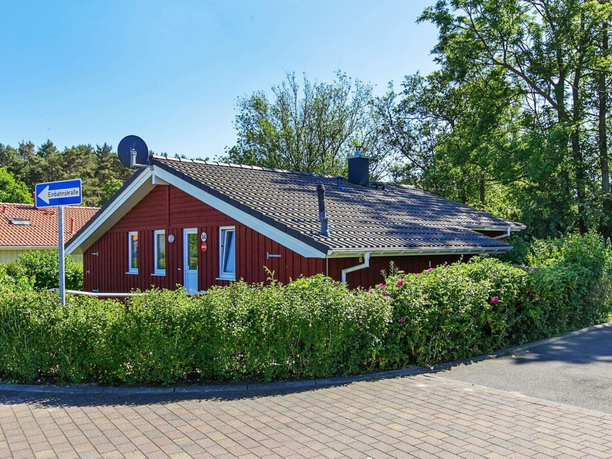 Holiday house 6 person holiday home in GROEMITZ - Outdoor photo 2