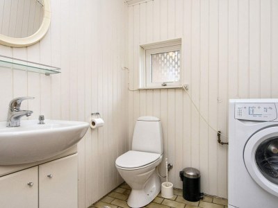 Holiday house 7 person holiday home in Struer-By Traum - Outdoor photo 8