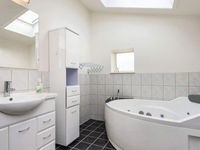 Holiday house 7 person holiday home in Struer-By Traum - Outdoor photo 12