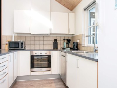 Holiday house Luxury Beach House with Pool - Outdoor photo 11