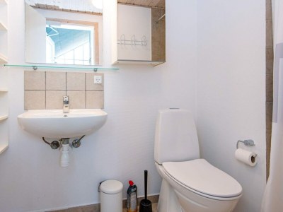 Holiday house Luxury Beach House with Pool - Outdoor photo 23