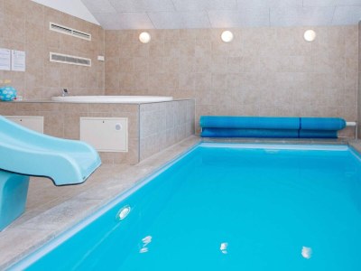 Holiday house Luxury Beach House with Pool - Outdoor photo 25