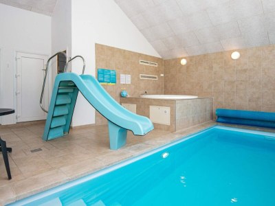 Holiday house Luxury Beach House with Pool - Outdoor photo 34