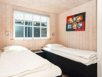 Holiday house Luxury Beach House with Pool - Outdoor photo 38