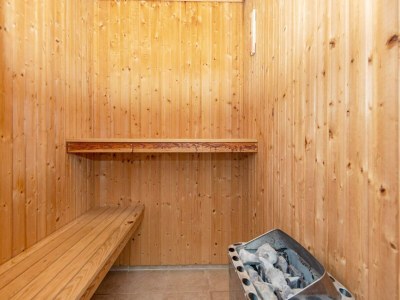 Holiday house Luxury Beach House with Pool - Outdoor photo 39