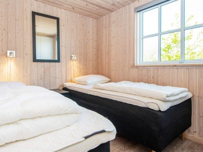 Holiday house Luxury Beach House with Pool - Outdoor photo 41