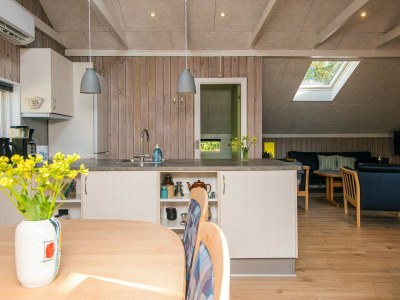 Holiday house Family Cottage with Terrace and Lawn - Outdoor photo 30