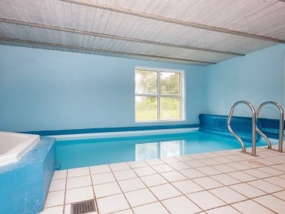 Holiday house Luxurioses Strandhaus mit Pool -- By Traum Ferienwohnungen - Outdoor photo 16