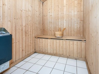 Holiday house Luxurioses Strandhaus mit Pool -- By Traum Ferienwohnungen - Outdoor photo 25