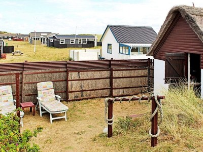 Holiday house Charmantes Strandhaus -- By Traum Ferienwohnungen - Outdoor photo 2