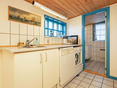 Holiday house Charmantes Strandhaus -- By Traum Ferienwohnungen - Outdoor photo 7