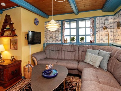 Holiday house Charmantes Strandhaus -- By Traum Ferienwohnungen - Outdoor photo 10