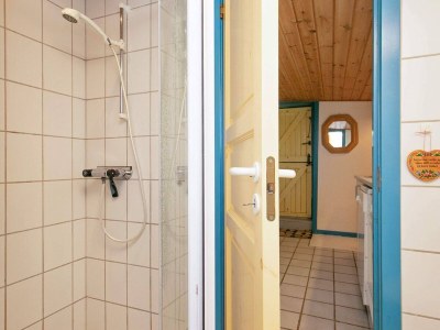 Holiday house Charmantes Strandhaus -- By Traum Ferienwohnungen - Outdoor photo 12