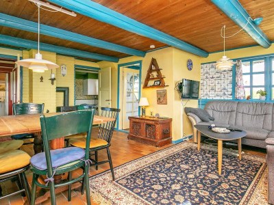 Holiday house Charmantes Strandhaus -- By Traum Ferienwohnungen - Outdoor photo 13