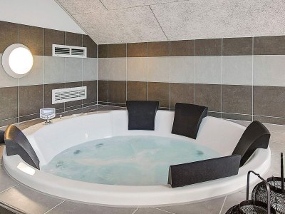 Holiday house 12 Personen Ferienhaus in Hasselberg - Outdoor photo 13