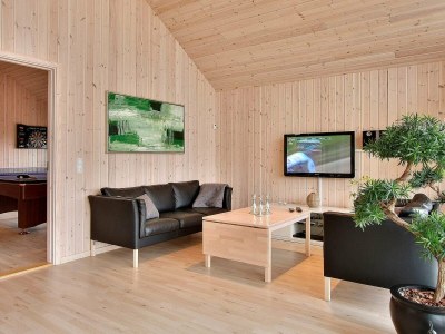 Holiday house Luxurioses Refugium mit Pool -- By Traum Ferienwohnungen - Outdoor photo 4