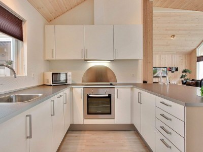 Holiday house Luxurioses Refugium mit Pool -- By Traum Ferienwohnungen - Outdoor photo 8