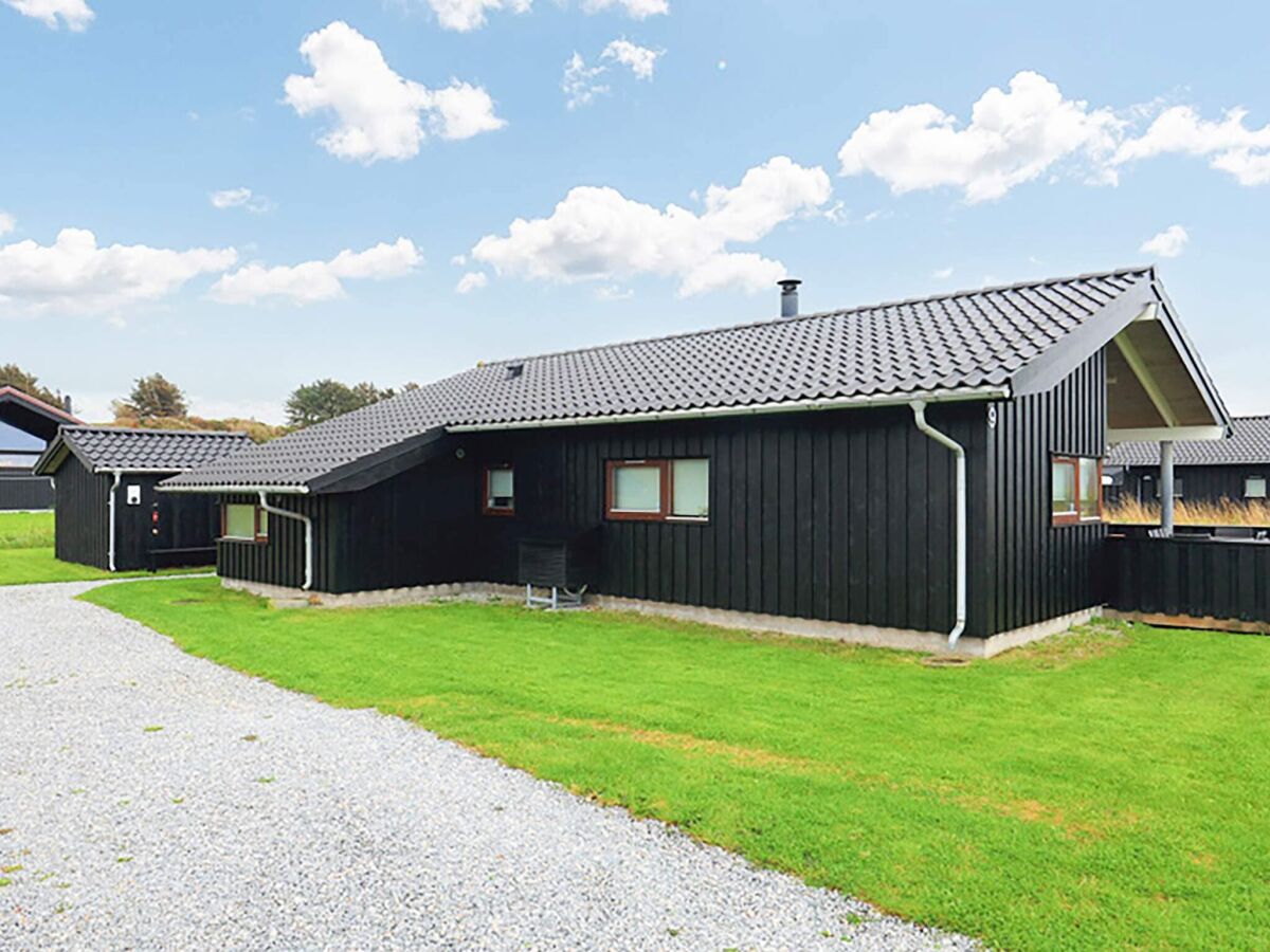 Holiday house 8 person holiday home in Hjørring-By Traum - Outdoor photo 2