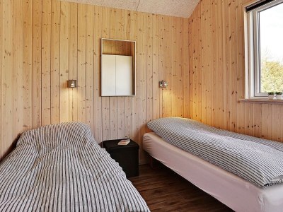 Holiday house Luxus-Pool-Ruckzug am Meer -- By Traum Ferienwohnungen - Outdoor photo 35