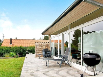 Holiday house Strandgluck mit Sauna -- By Traum Ferienwohnungen - Outdoor photo 6