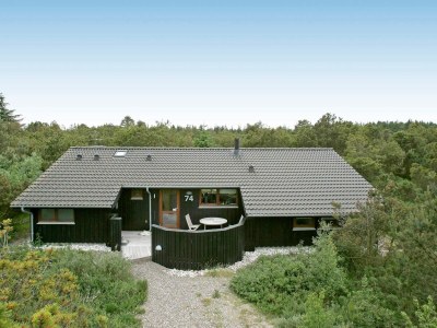 Holiday house Gemutliches Strandhaus mit Spa -- By Traum Ferienwohnungen - Outdoor photo 2
