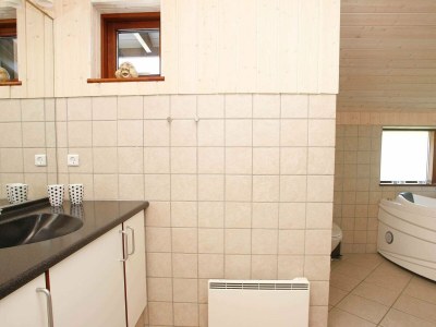 Holiday house Gemutliches Strandhaus mit Spa -- By Traum Ferienwohnungen - Outdoor photo 14