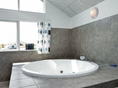 Holiday house Luxus-Poolvilla am Meer -- By Traum Ferienwohnungen - Outdoor photo 9