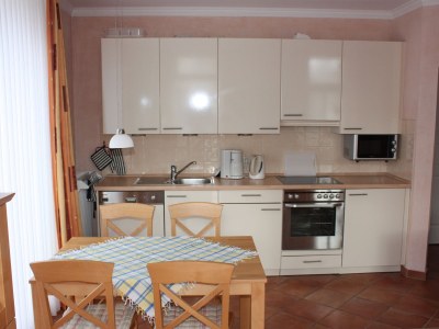 Holiday apartment Villa-Kaethe, Kuehlungsborn,at the Baltic Sea - Features photo 10