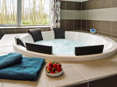 Holiday house 18 person holiday home in Hasselberg - Outdoor photo 5